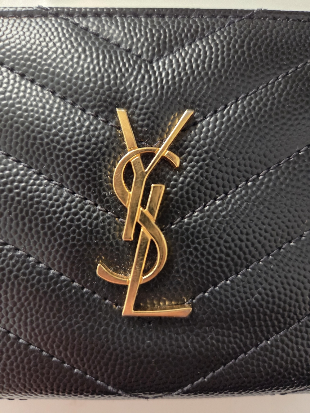 YSL Cassandre bi-fold wallet in grain de poudre leather - Picture 6 of 6